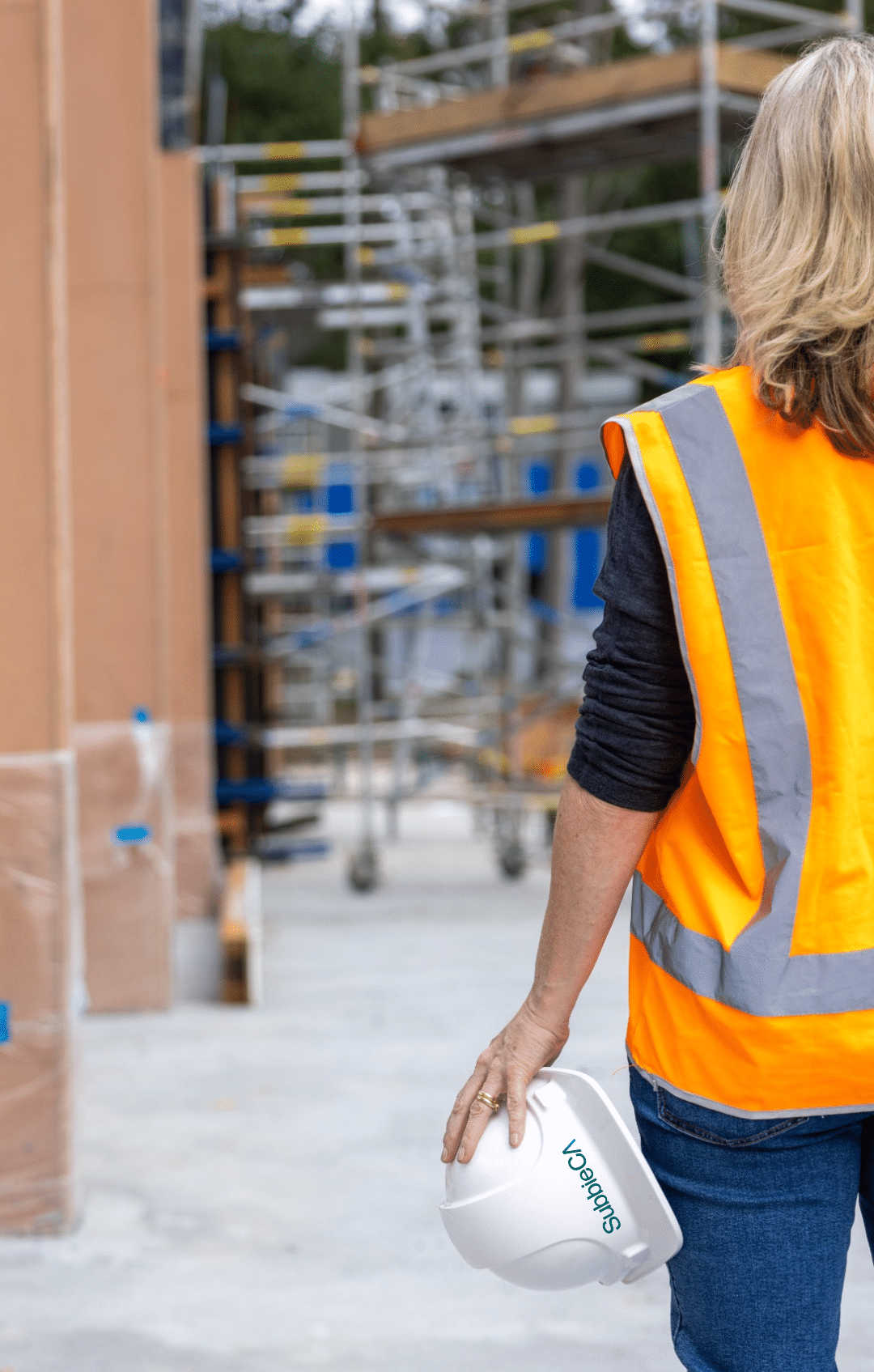 Logo on hard hat cropped